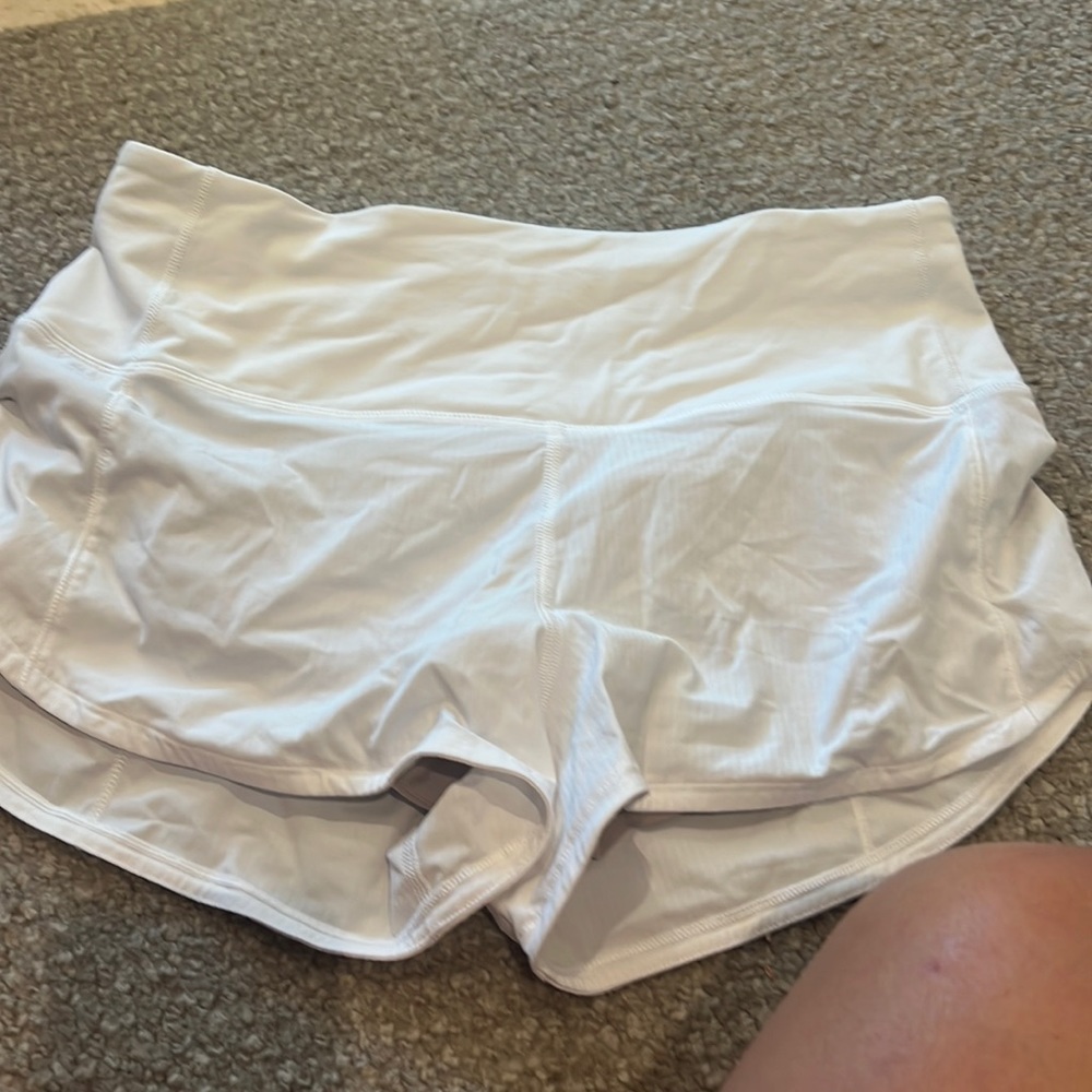 white lululemon speed up shorts size 6